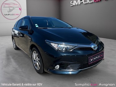 Toyota auris touring sports hybride 136h dynamic occasion avignon (84) simplicicar simplicibike france