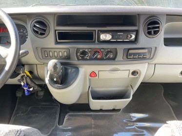 Renault trafic passenger weinsberg/2,5l/150cv/clim cellule occasion simplicicar salon de provence simplicicar simplicibike...