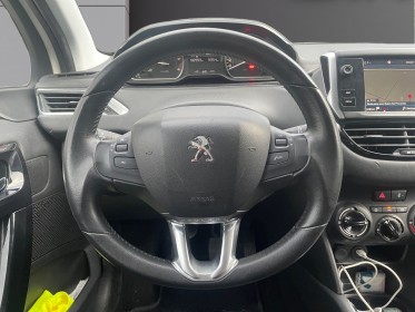 Peugeot 208 bluehdi 100ch active / carplay / radar de recul / attelage occasion simplicicar salon de provence simplicicar...