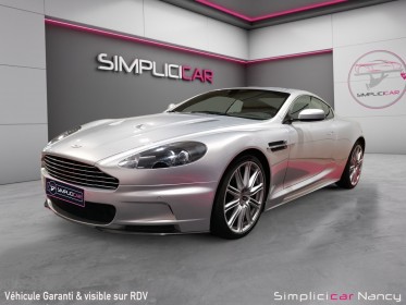 Aston martin dbs v12 517ch / 22 / lightning silver coloris rare / garantie 12 mois occasion simplicicar nancy simplicicar...