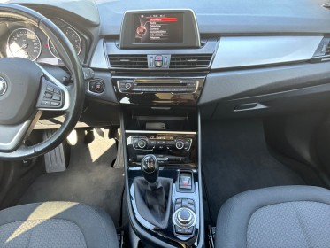 Bmw serie 2 active tourer f45 220i 192 ch - modèle advantage - attelage - garantie 12 mois occasion  simplicicar nord isere...