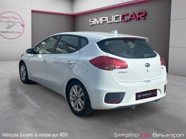 Kia cee'd 1.6 crdi 136 ch isg active occasion simplicicar besanÇon simplicicar simplicibike france