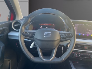 Seat ibiza v urban 82cv/radar av ar/camera de recul/carplay android auto/financement occasion simplicicar salon de provence...