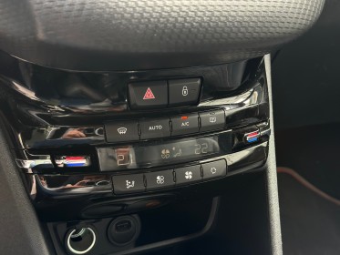 Peugeot 2008 1.2 110ch ss bvm6 gt line - sieges chauffant / apple carplay / regulateur/limiteur occasion paris 17ème...