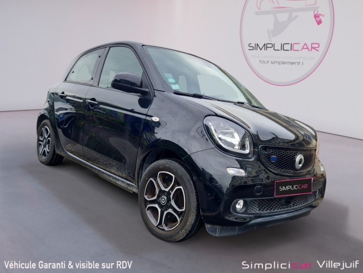 Smart forfour 2018 82 cv electrique bva1 prime toit panoramique, aide parking avec caméra de recul, garantie 12 mois...