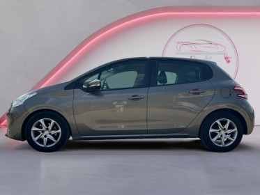 Peugeot 208 allure 82 ch gps/ ligne d'echapement modifiÉe occasion simplicicar orgeval  simplicicar simplicibike france