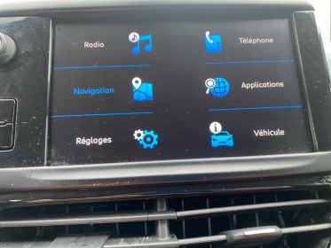 Peugeot 208 business bluehdi 100ch ss bvm5/carplay/radars ar/garantie et financement possible occasion simplicicar salon de...