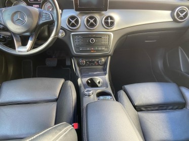 Mercedes classe gla 220 d sensation 7-g dct a occasion simplicicar st-maximin simplicicar simplicibike france