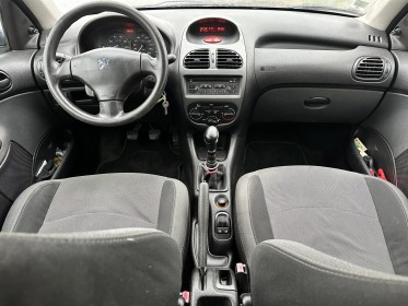 Peugeot 206 1.4e 75ch climatisation occasion montpellier (34) simplicicar simplicibike france