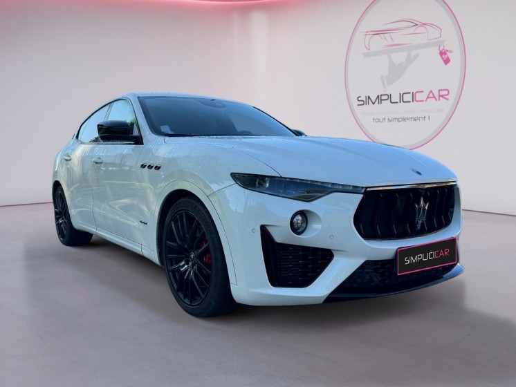 Maserati levante v6 430 ch modena s/volant chauffant/toit ouvrant/camÉra 360° occasion simplicicar orgeval  simplicicar...