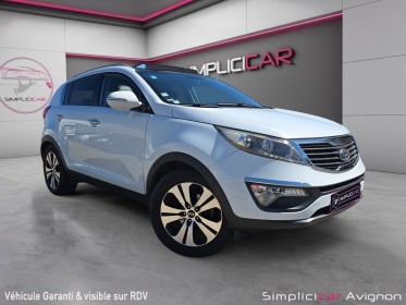 Kia sportage 1.7 crdi premium double toit pano et ouvrant av.  sièges av et arr chauffants / bluetooth... occasion avignon...