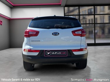 Kia sportage 1.7 crdi premium double toit pano et ouvrant av.  sièges av et arr chauffants / bluetooth... occasion avignon...