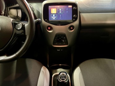 Toyota aygo 1.0 vvt-i x-play occasion troyes simplicicar simplicibike france