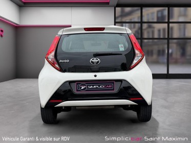 Toyota aygo pro mc18 1.0 vvt-i x-play occasion simplicicar st-maximin simplicicar simplicibike france