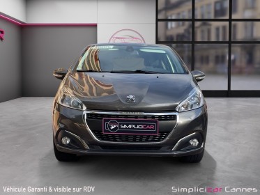 Peugeot 208 puretech 82ch ss bvm5 signature occasion cannes (06) simplicicar simplicibike france