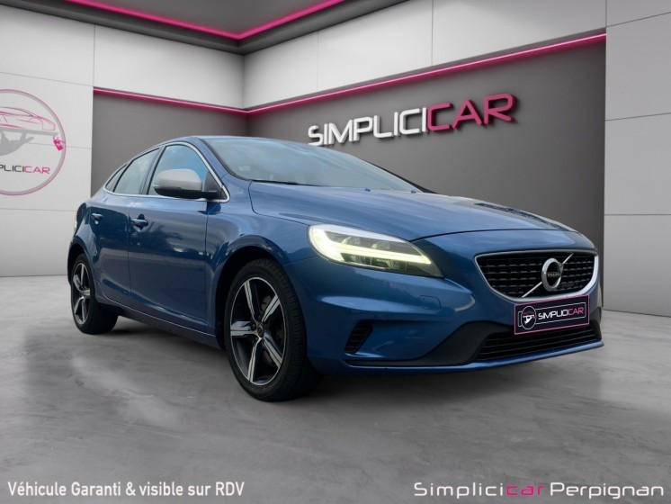 Volvo v40 t3 152 ch geartronic 6 r-design garantie 12 mois occasion simplicicar perpignan  simplicicar simplicibike france