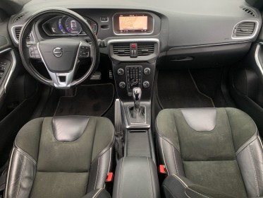 Volvo v40 t3 152 ch geartronic 6 r-design garantie 12 mois occasion simplicicar perpignan  simplicicar simplicibike france