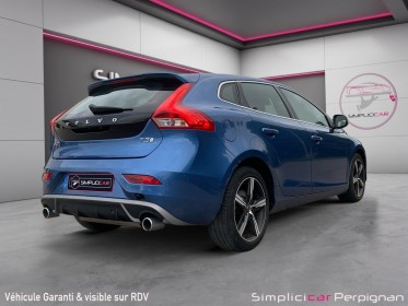 Volvo v40 t3 152 ch geartronic 6 r-design garantie 12 mois occasion simplicicar perpignan  simplicicar simplicibike france