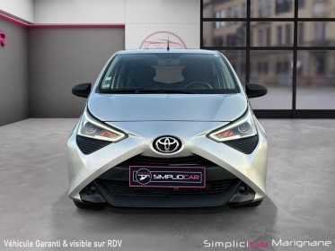 Toyota aygo pro my19 1.0 vvt-i faible km garantie 12 mois / bluetooth / clim / commande volant occasion simplicicar marignane...