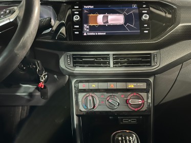 Volkswagen t-cross 1.0 tsi 115 start/stop bvm6 lounge camera de recul radars av ar carplay occasion montpellier (34)...