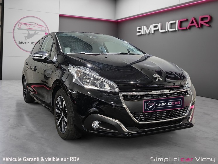 Peugeot 208 blue hdi 100ch ss bvm5 signature garantie 12 mois occasion simplicicar vichy simplicicar simplicibike france