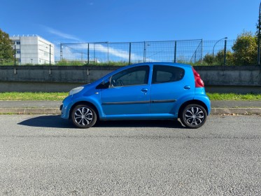 Peugeot  107 1.0 trendy occasion champigny-sur-marne (94) simplicicar simplicibike france