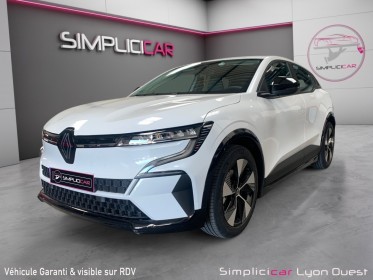 Renault megane e-tech ev60 220 ch super charge equilibre - garantie 05/2026 occasion simplicicar lyon ouest simplicicar...