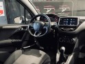 Peugeot 208 puretech 82ch ss bvm5 signature - distribution ok - garantie 12 mois occasion  simplicicar aix les bains...