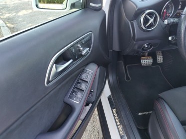 Mercedes gla 200 d amg line/toit ouvrant/camera 360°/harman kardon/sieges electriques/garantie 12mois occasion simplicicar...