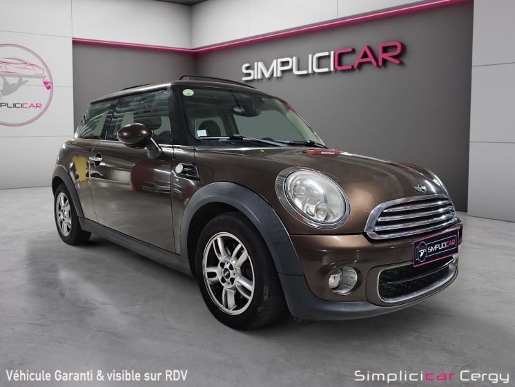 Mini one r56 lci  1,6 d 90 cv / toit ouvrant / garantie 12 mois occasion osny simplicicar simplicibike france