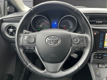 Toyota auris hybride 136h dynamic - camera de recul - radio cd mp3 bluetooth - facture d'entretien a jour occasion...