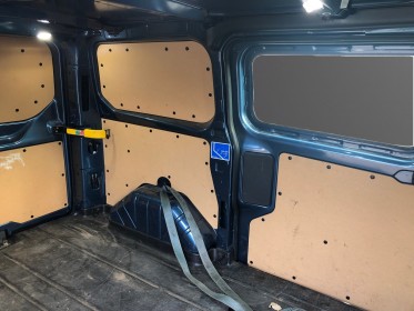 Ford transit custom fourgon 320 l2h1 2.0 ecoblue 185 bva sport  faible kilometrage garantie 12 mois tva recuperable occasion...