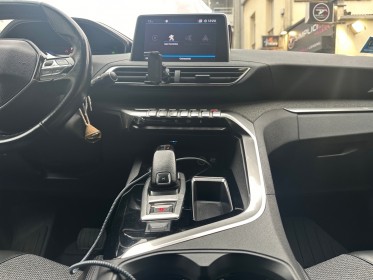 Peugeot 5008 bluehdi 130ch ss eat8 allure, caméra de recul 360°, apple carplay, carnet d'entretiens peugot, phares......