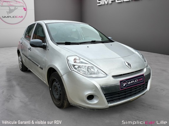 Renault clio iii 1.2 16v 75 eco2 authentique occasion simplicicar lille  simplicicar simplicibike france