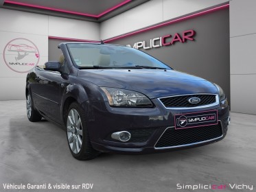 Ford focus coupe cabriolet c 2.0 titanium garantie 12 mois occasion simplicicar vichy simplicicar simplicibike france