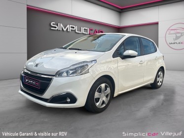 Peugeot 208 business 2019 puretech 82ch ss bvm5 6.2 evap active business, garantie 12 mois, courroie de distrib fait....