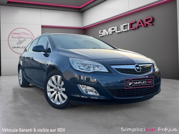 Opel astra sports tourer 1.7 cdti 125 ch fap cosmo occasion simplicicar frejus  simplicicar simplicibike france