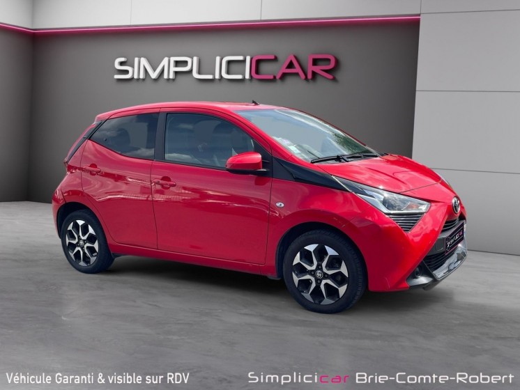 Toyota aygo carplay 1.0 vvt-i x-play occasion simplicicar brie-comte-robert simplicicar simplicibike france