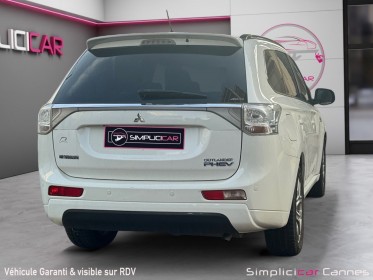 Mitsubishi outlander 2.0i 200 phev 4wd intense occasion cannes (06) simplicicar simplicibike france