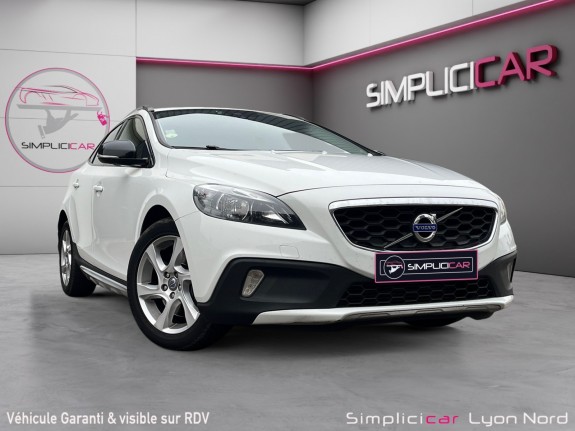 Volvo v40 cross country d4 190 summum geartronic a occasion simplicicar lyon nord  simplicicar simplicibike france