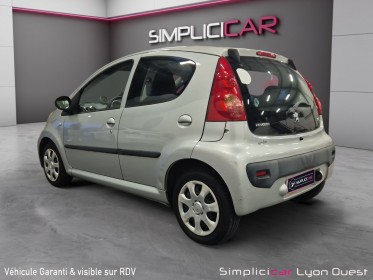 Peugeot 107 1.0e 12v 68ch blue lion 2-tronic trendy - garantie 12 mois occasion simplicicar lyon ouest simplicicar...