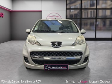 Peugeot 107 1.0e 12v 68ch blue lion 2-tronic trendy - garantie 12 mois occasion simplicicar lyon ouest simplicicar...