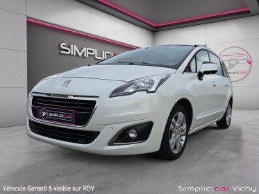 Peugeot 5008 2.0 hdi 150ch ss bvm6 7 places allure attelage garantie 12 mois occasion simplicicar vichy simplicicar...