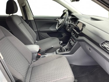 Volkswagen t-cross business 1.0 tsi 95 start/stop bvm5 lounge business avec attache remorque amovible occasion simplicicar...