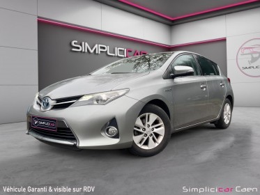 Toyota auris hybride 136h dynamic garantie 12 mois occasion simplicicar caen  simplicicar simplicibike france