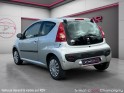 Peugeot 107 1.0e 12v 68ch trendy - climatisation - prise aux - radio cd - vitres électriques - 2 places occasion...