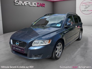 Volvo v50 1.6d drive 115 momentum occasion osny simplicicar simplicibike france