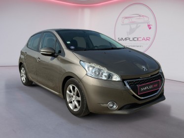 Peugeot 208 allure 82 ch gps--- occasion simplicicar orgeval  simplicicar simplicibike france