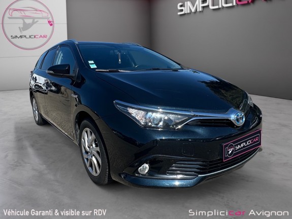 Toyota auris touring sports hybride dynamic  136h occasion avignon (84) simplicicar simplicibike france