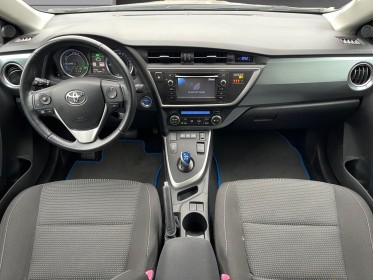 Toyota auris hybride 136h dynamic garantie 12 mois occasion simplicicar caen  simplicicar simplicibike france